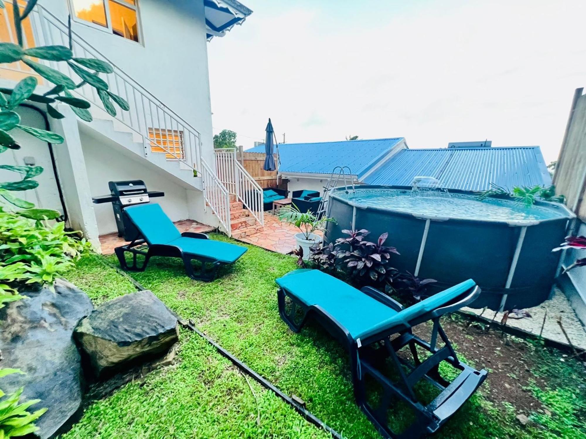 Villa Iguana, Duplex Paisible, Vue Magnifique Mer Et Rocher Du Diamant, Piscine Sainte-Luce Exteriör bild